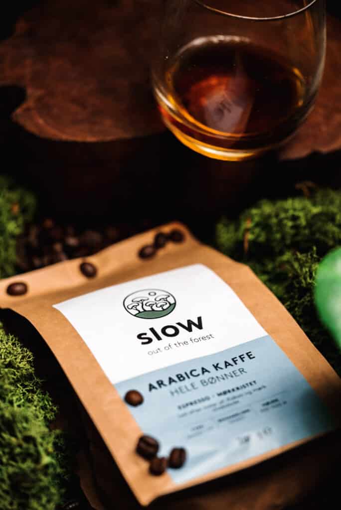 Slow Forest Coffee produktfoto i videostudiet